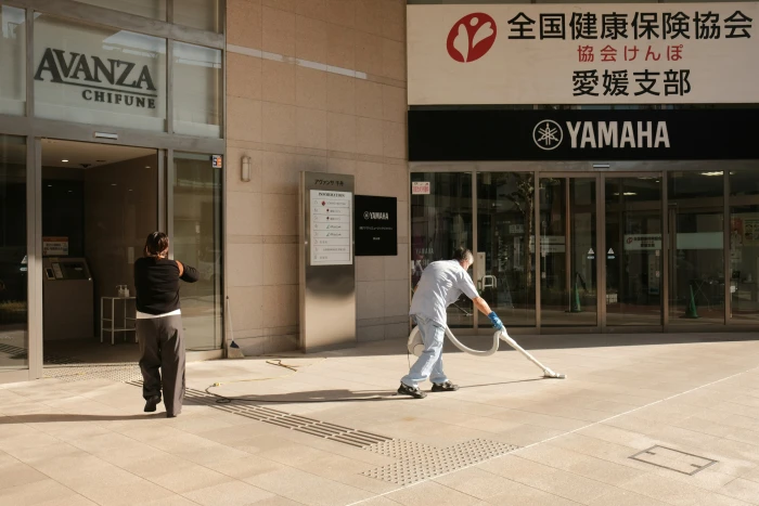 photo de Complete Cleaning, Inside & Out